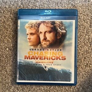 Chasing Mavericks Blu-ray in Blue Case